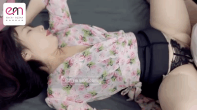 คลิปหลุดออกใหม่ สวิงกิ้ง กับสาวเงี่ยนหี เสียวดีจริงๆเลย